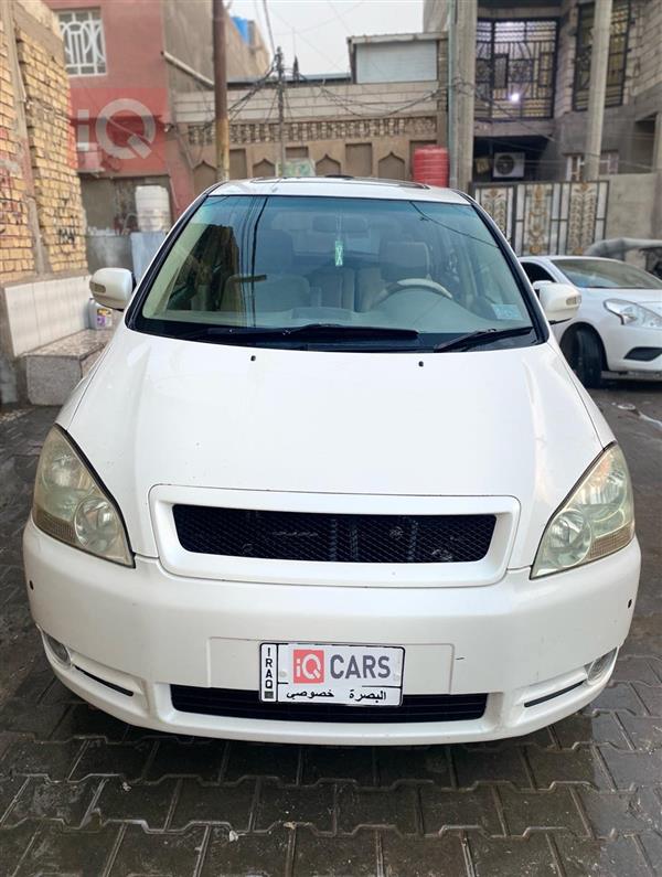Toyota Ipsum 2001 for sale in Iraq - Basra